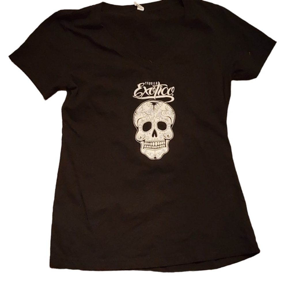 💀🖤🤍 Exotico Tequila Tee · Skull Graphic · Size L